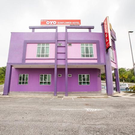 Oyo 89677 Sunflower Hotel Seremban Exteriér fotografie